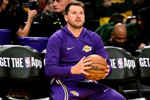 "Luka Doncic is spoiled": Former Lakers star calls out Slovenian’s dedication SportsTak