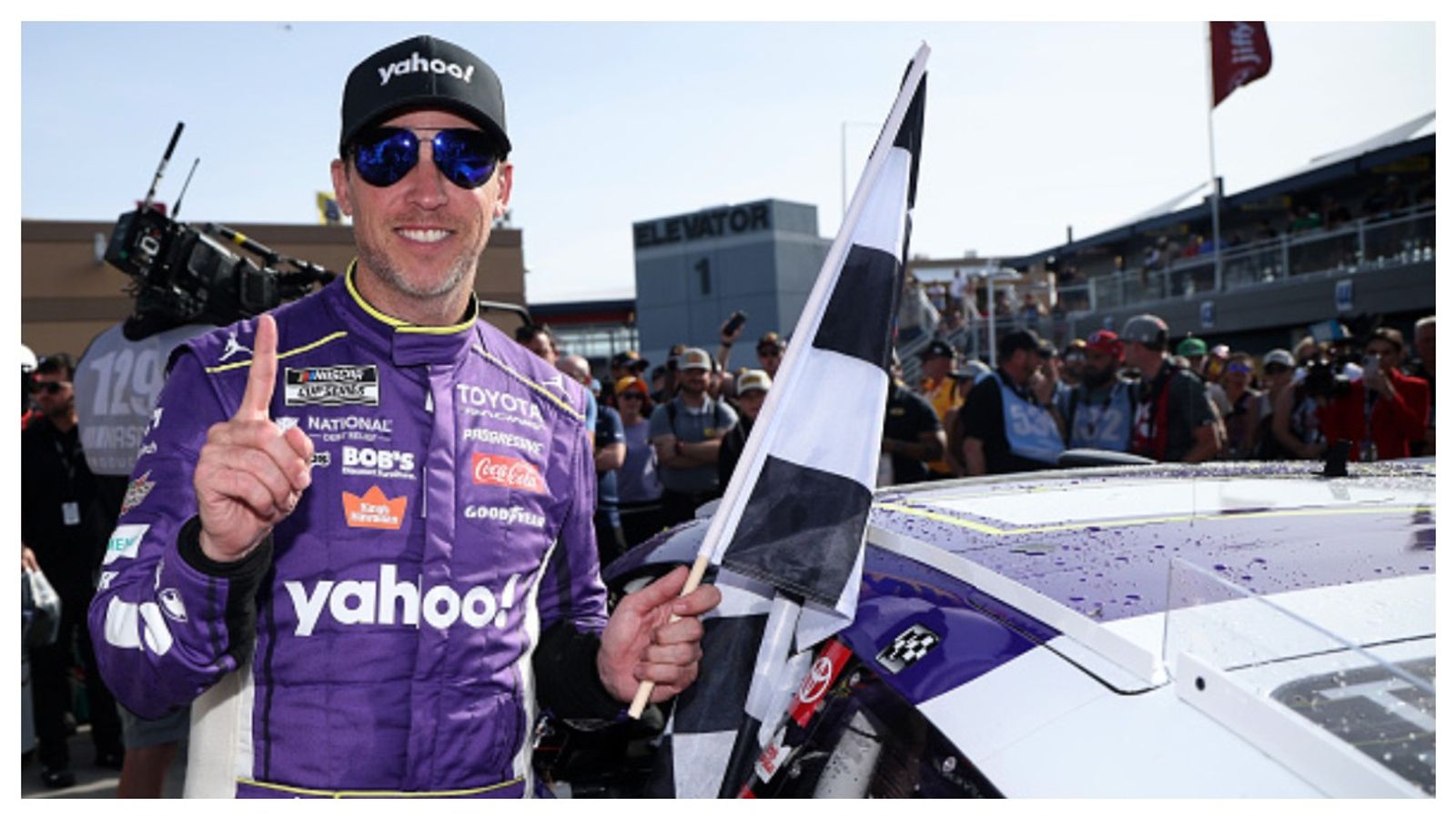 Denny Hamlin delivers heartfelt tribute to his late father after Las Vegas win Denny Hamlin in the frame (via Getty)