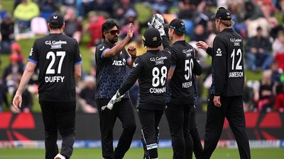 Massive blow for New Zealand, spinner with 284 wickets ruled out of T20I series against South Africa Ish Sodhi of New Zealand celebrates with teammates after taking a wicket. (Getty)
