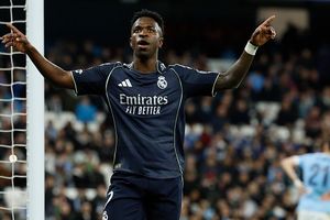 Vinicius Jr stars as Real Madrid knockout Manchester City from UCL with narrow 2-1 win SportsTak