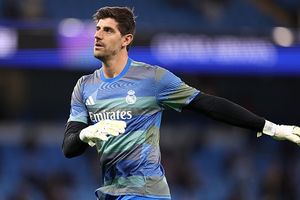 Real Madrid boss drops update on goalkeeper Thibaut Courtois after 2-1 UCL win over Manchester City SportsTak