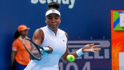 Venus Williams slams playing conditions as losing streak stretches to nine matches Venus Williams slams playing conditions as losing streak stretches to nine matches