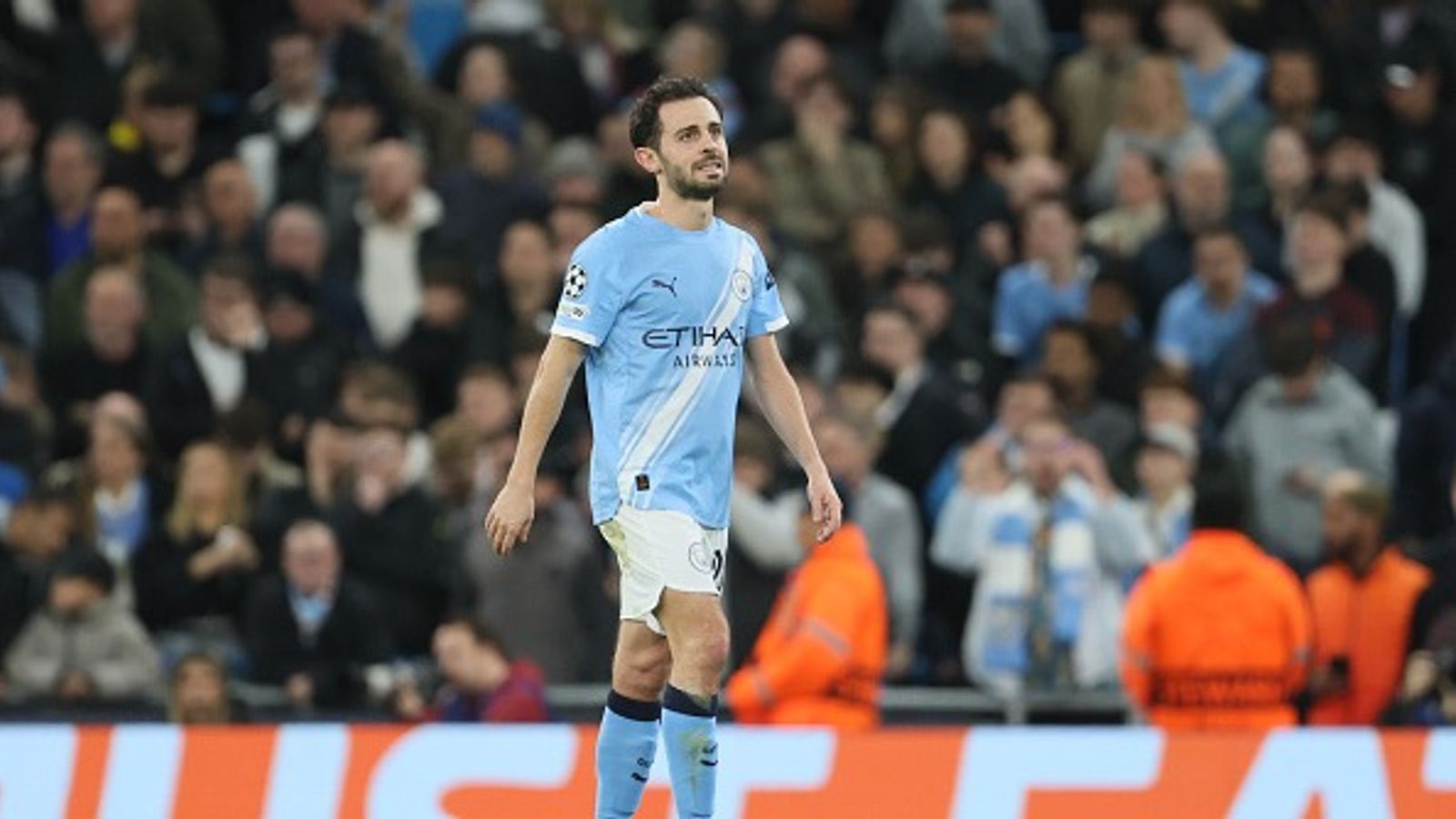 Manchester City star midfielder to join Lionel Messi's Inter Miami, his name is... Bernardo Silva in the frame.