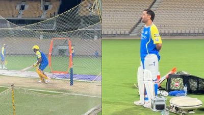 WATCH: MS Dhoni applauds CSK’s ₹14.2 crore signing during practice session ahead of IPL 2026 Prashant Veer along with MS Dhoni (X Screengrab)