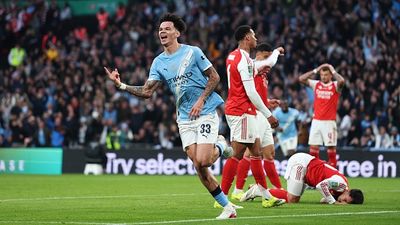 Manchester City bulldozes Arsenal to lift Carabao Cup as Nico O’Reilly shines Manchester City bulldozes Arsenal to lift Carabao Cup as Nico O’Reilly shines