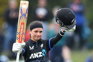 New Zealand captain slams 2nd T20I century within few weeks, takes 2/6 as South Africa lose series 4-1 SportsTak