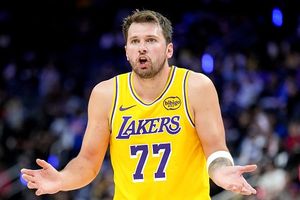LA Lakers injury report: Massive update on Luka Doncic's status ahead of game vs Indiana Pacers SportsTak