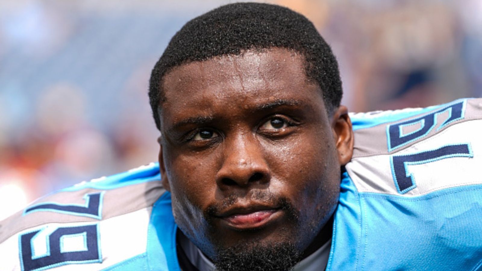 Lloyd Cushenberry finds a new landing spot, signs a free-agent contract with... Lloyd Cushenberry in the frame (via Getty)