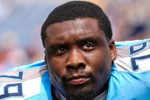 Lloyd Cushenberry finds a new landing spot, signs a free-agent contract with... SportsTak