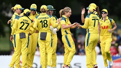 Stafanie Taylor’s century goes in vain as Australia rout West Indies by 103 runs : Sophie Molineux of Australia celebrates with team mates (Getty)