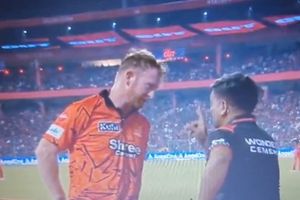 Watch: Klaasen engages in heated exchange with 4th umpire after Salt's catch during RCB vs SRH IPL 2026 clash SportsTak