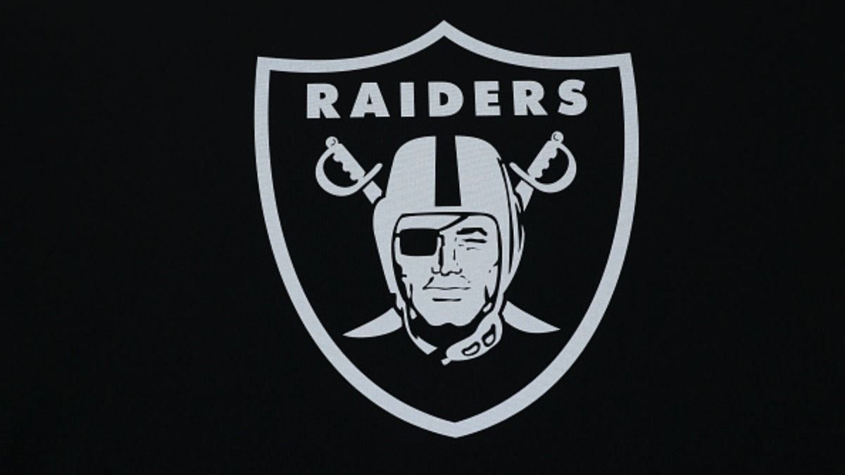 Las Vegas Raiders close in on star wide receiver amid major roster shake-up Las Vegas Raiders Trade News (via Getty)