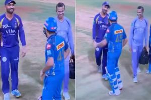 Rohit Sharma teases cramped up Ajinkya Rahane with a dance as he leaves field; video goes viral SportsTak