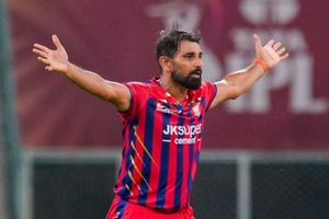 'Performance vs DC is just beginning of the road to redemption': Ex-India star's take on Mohammed Shami's performance goes viral SportsTak