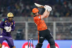 SRH vs KKR IPL 2026: Heinrich Klaasen's fifty, Head-Abhishek's blitz power Sunrisers Hyderabad to 65-run win SportsTak
