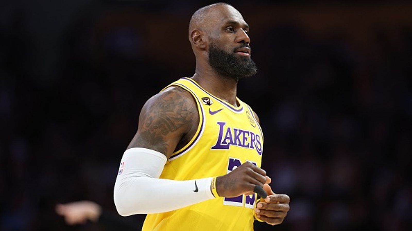 Will LeBron James play tonight against Oklahoma City Thunder? Positive update on LA Lakers icon LeBron James in the frame.