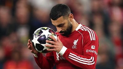 Steven Gerrard rules out Mohamed Salah's Serie A return, predicts next destination SportsTak