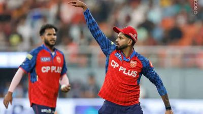 'Just want to stay positive...': Shreyas Iyer gives massive update on his hand injury Shreyas Iyer