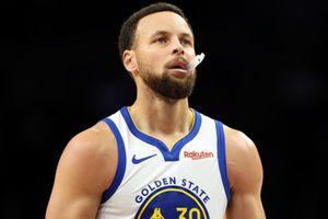 Warrior's superstar Stephen Curry expected to return on THIS day ahead of NBA Playoffs SportsTak