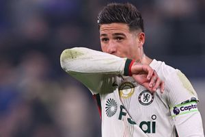 Will Enzo Fernandez be stripped of Vice Captaincy? Chelsea boss Liam Rosenior drops truth bomb SportsTak