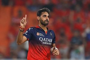 Bhuvneshwar Kumar on verge of reaching new milestone during IPL 2026 clash between RCB vs CSK SportsTak