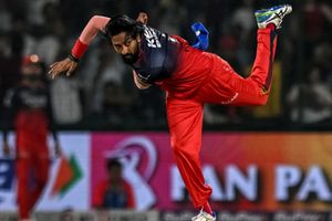 How a 9th wicket partnership in red-ball match 13 years ago led to spinner Krunal Pandya bowling bouncers in IPL SportsTak