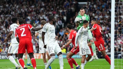 Bayern Munich thrashes Real Madrid 2-1 in Champions League quarterfinal first leg at Bernabeu Bayern Munich vs Real Madrid