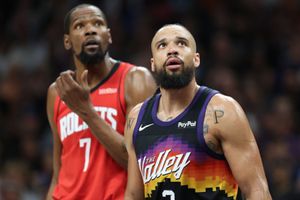 Watch: Durant silences Dillon Brooks with savage jab & ankle-breaker as Rockets roll past Suns SportsTak