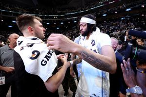 Anthony Davis says Lakers disrespected him in blockbuster trade for Luka Doncic to Mavs SportsTak