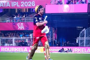RR vs RCB: Phil Salt scripts unwanted history, becomes first cricketer in IPL to do this SportsTak