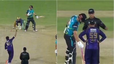 Daryl Mitchell follows R Ashwin's advice in PSL, steps away from crease vs Usman Tariq's long pause; watch viral video Daryl Mitchell, Usman Tariq