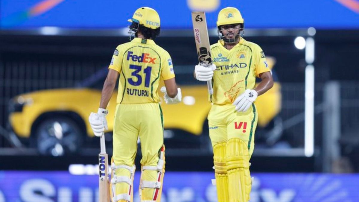 CSK's Ayush Mhatre (R) and Ruturaj Gaikwad in frame. (Screenshot)