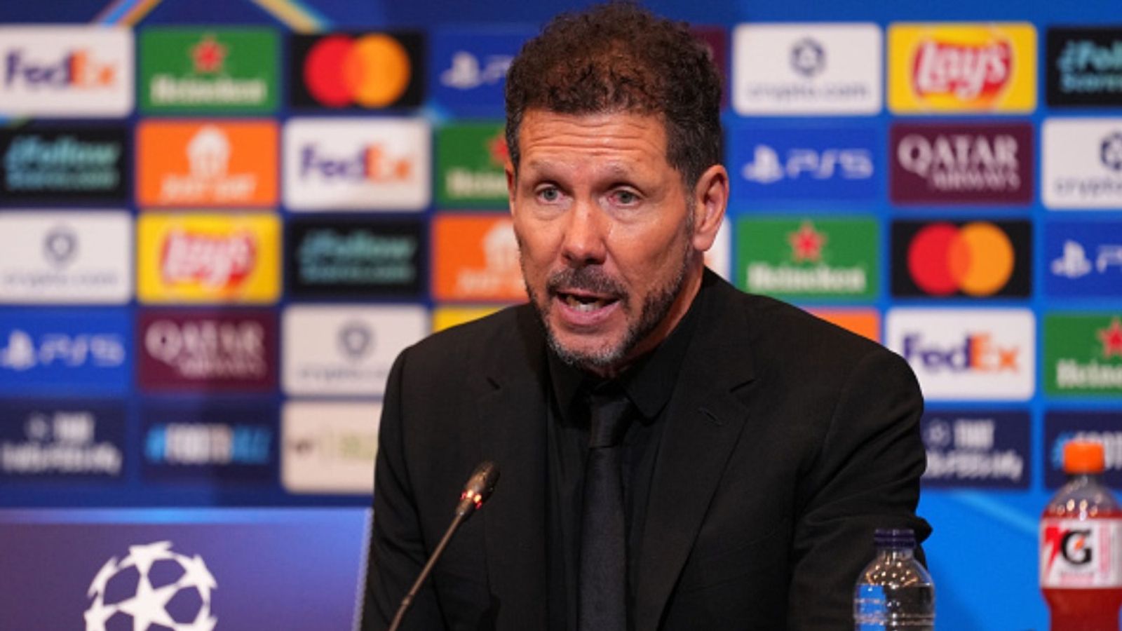 'I have a plan': Atletico boss Diego Simeone's clear warning on UCL second leg vs Barcelona Diego Simeone in the frame (Image via Getty)