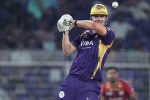 'You never pick a team on price tags': Ex-AUS captain advises KKR to play this batter while Green struggles SportsTak