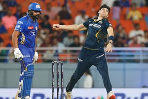 SRH pick South African pacer with 109 T20 wickets as David Payne's replacement for IPL 2026 SportsTak