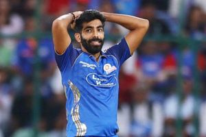 Wasim Jaffer raises question on Jasprit Bumrah's 'body language' amid wicketless streak in IPL 2026 SportsTak