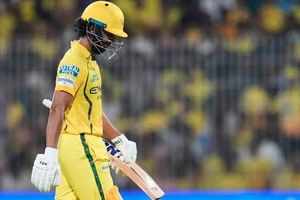 'His mind appears to be...': R Ashwin questions Gaikwad's intent after CSK's painful loss to SRH SportsTak