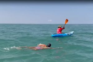 Delhi University student scripts history after setting 18-hour swim record across Palk Strait SportsTak