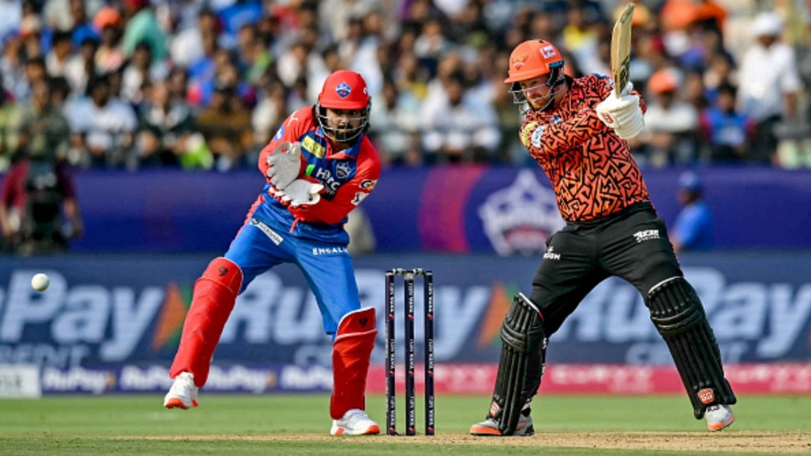 SRH vs DC Live Streaming: Match Details, Head-to-Head, Playing XI, Pitch Report & Hyderabad Weather Update SRH's Heinrich Klaasen (R) plays a shot as DC's wicketkeeper KL Rahul watches during the IPL match at the Y.S. Rajasekhara Reddy cricket stadium in Visakhapatnam on March 30, 2025.