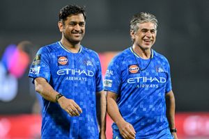 40 minutes wicketkeeping, batting for an hour: MS Dhoni almost confirms his comeback for IPL's El Clasico SportsTak