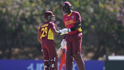 'Try not to panic or get too consumed with...': GT's Jason Holder's advice to LSG's Nicholas Pooran Jason Holder, Nicholas Pooran