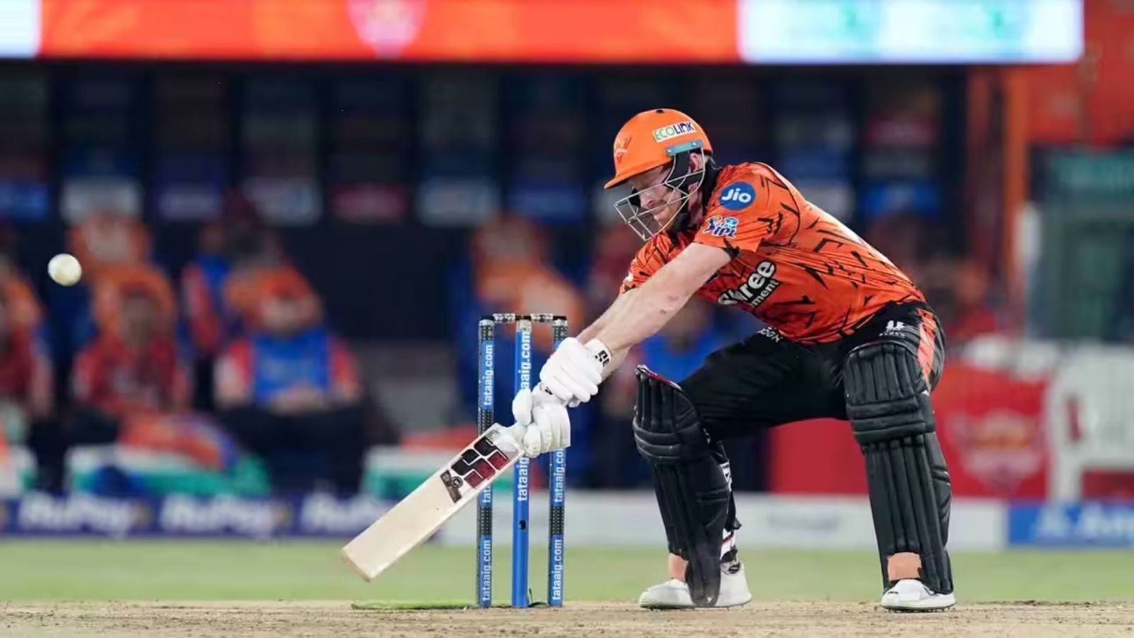 Heinrich Klaasen faster than 41 IPL batters to reach 100 sixes, only behind 2 legends SRH's Heinrich Klaasen hits a six against Delhi Capitals in IPL 2026 clash on April 21. (Source: BCCI)