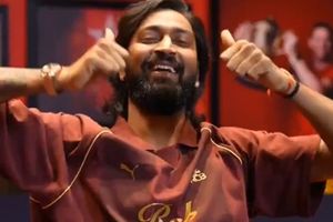 WATCH: Krunal Pandya finally breaks silence on rift rumours with brother Hardik Pandya SportsTak