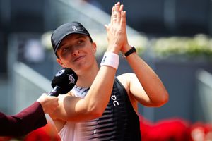 Iga Swiatek hits major milestone soon after coaching shake-up amid Madrid campaign SportsTak