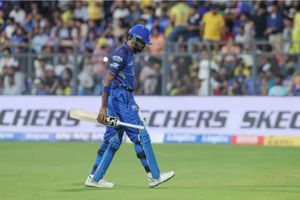 Is skipper Hardik Pandya's form a concern? MI coach breaks silence after massive defeat against CSK SportsTak