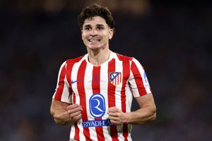 Atletico star Julián Alvarez opens up on Barcelona transfer ahead of crucial Champions League clash vs Arsenal SportsTak