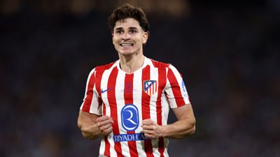 Atletico star Julián Alvarez opens up on Barcelona transfer ahead of crucial Champions League clash vs Arsenal Atletico star Julián Alvarez opens up on Barcelona transfer ahead of crucial Champions League clash vs Arsenal