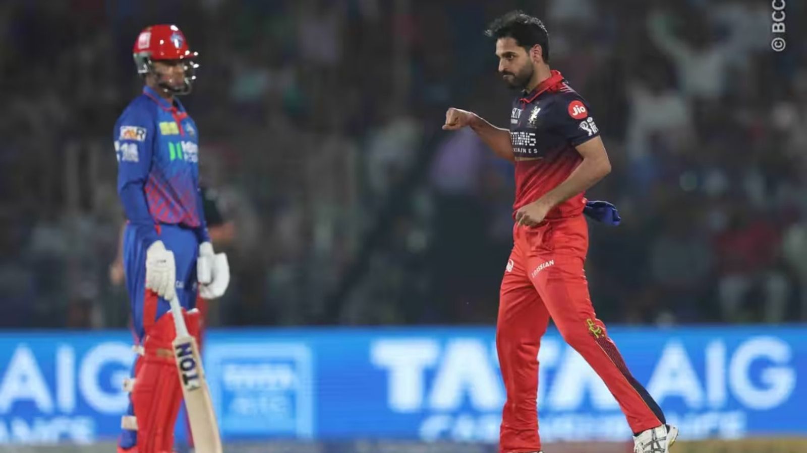 'I can't judge him on that': Axar Patel backs 18-year-old who got bowled by Bhuvneshwar Kumar on IPL debut RCB's Bhuvneshwar Kumar celebrates after dismissing DC's Sahil Parakh in IPL 2026 clash on April 27. (Source: BCCI)
