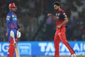 'I can't judge him on that': Axar Patel backs 18-year-old who got bowled by Bhuvneshwar Kumar on IPL debut SportsTak