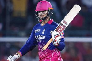 Vaibhav Sooryavanshi reacts to Pakistani analyst's ‘AI Chip in Bat’ claim in his bat, says 'Bhagwaan ne...' SportsTak